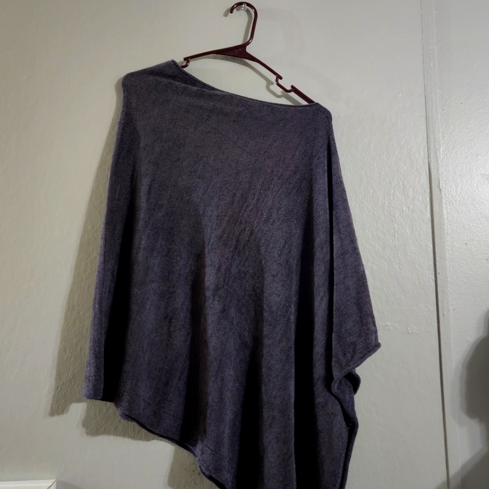 Barefoot Dreams Poncho One Size Dark Gray Super Soft!